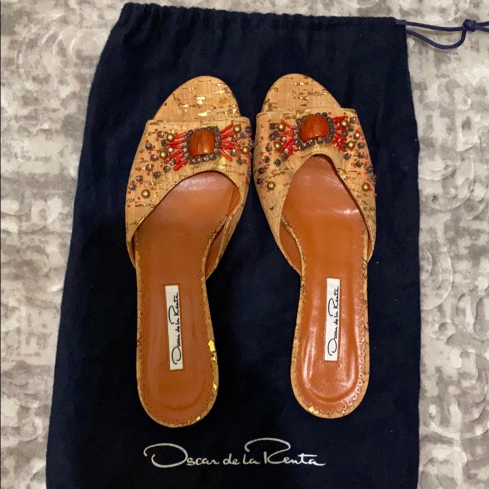 New authentic Oscar De La Renta slides